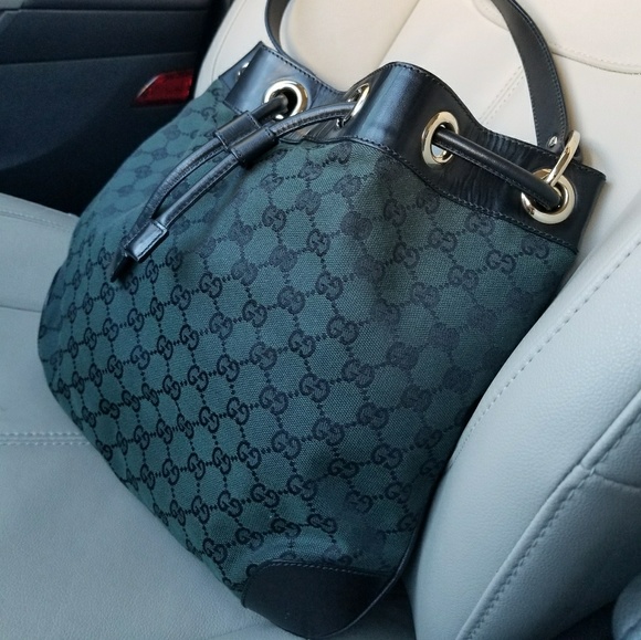 Gucci -SOLD- - Picture 2 of 8